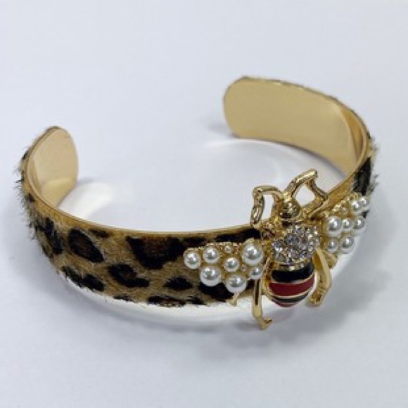 Fur Animal Print Gold Bee Decor Fashion Cuff Bracelet 25$